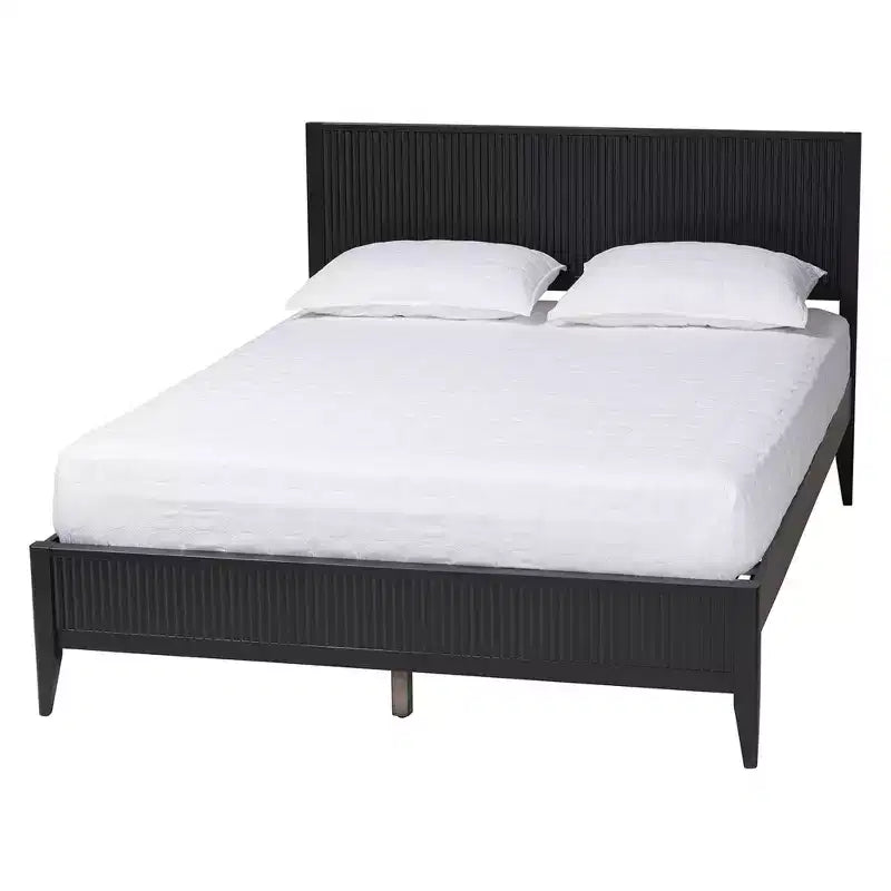 Baxton Studio Primrose vierdelige slaapkamermeubelset van zwart gecanneleerd hout in mid-century-stijl