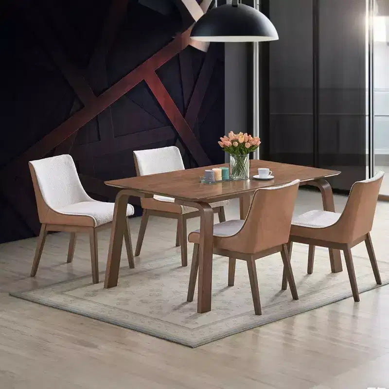 GDFStudio Tony eetset met 5 delen, bekleed met bouclé en rubberhout