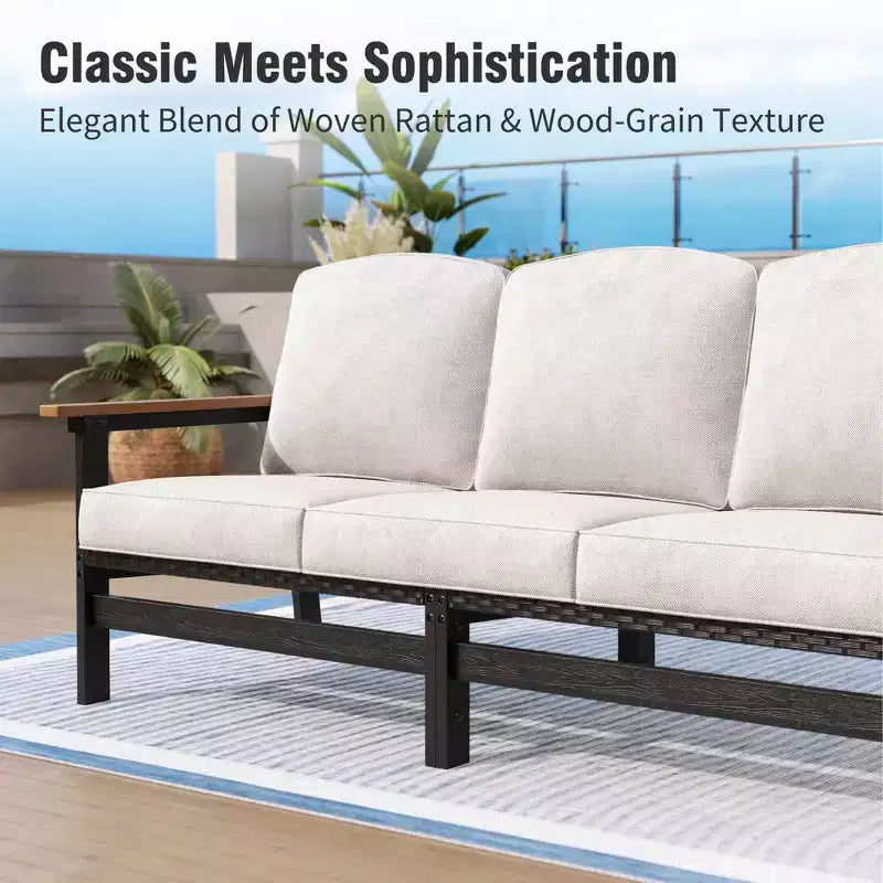 All-weather tuinmeubelset van HDPE voor buiten met beige kussens en salontafel