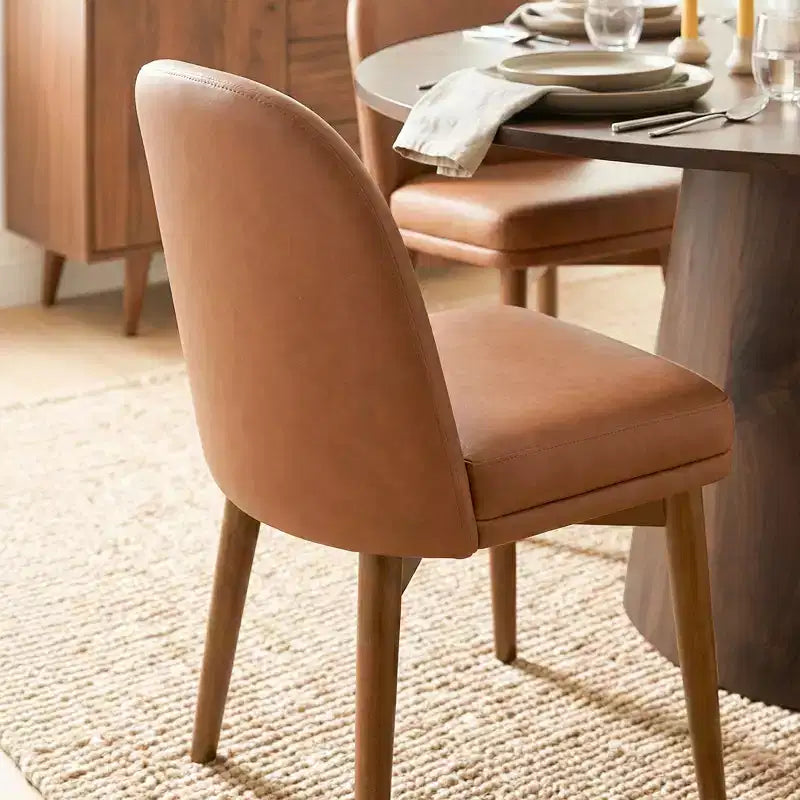 5-delige ronde eethoek, 46 walnootkleurige tafel met centrale poot en bruine eetkamerstoelen van imitatieleer met poten van massief hout voor gebruik in de eetkamer - Panipeachy